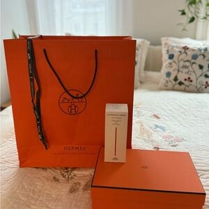 Hermès Signature Orange Box